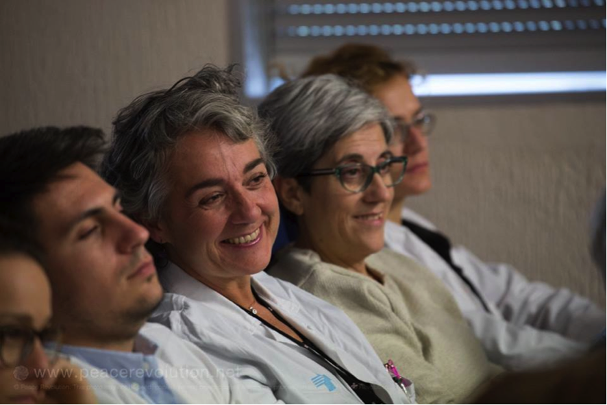 Sharing meditation techniques with doctors who treat patients in palliative care.
